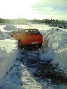 coche atascado nieve Palencia febrero 2015